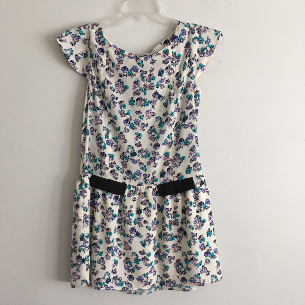 BCBG floral dress size small